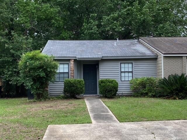 property at 3213 Mound Dr