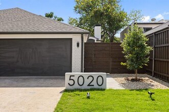 5020 Thunder Rd in Dallas, TX - Building Photo - Building Photo