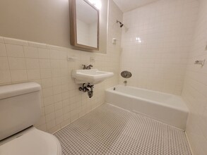 83 Pleasant St in Marlborough, MA - Building Photo - Building Photo