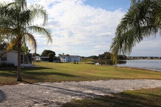 1225 W Pierce St, Unit B in Lake Alfred, FL - Building Photo - Building Photo