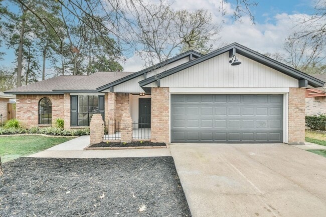 2718 Foliage Green Dr