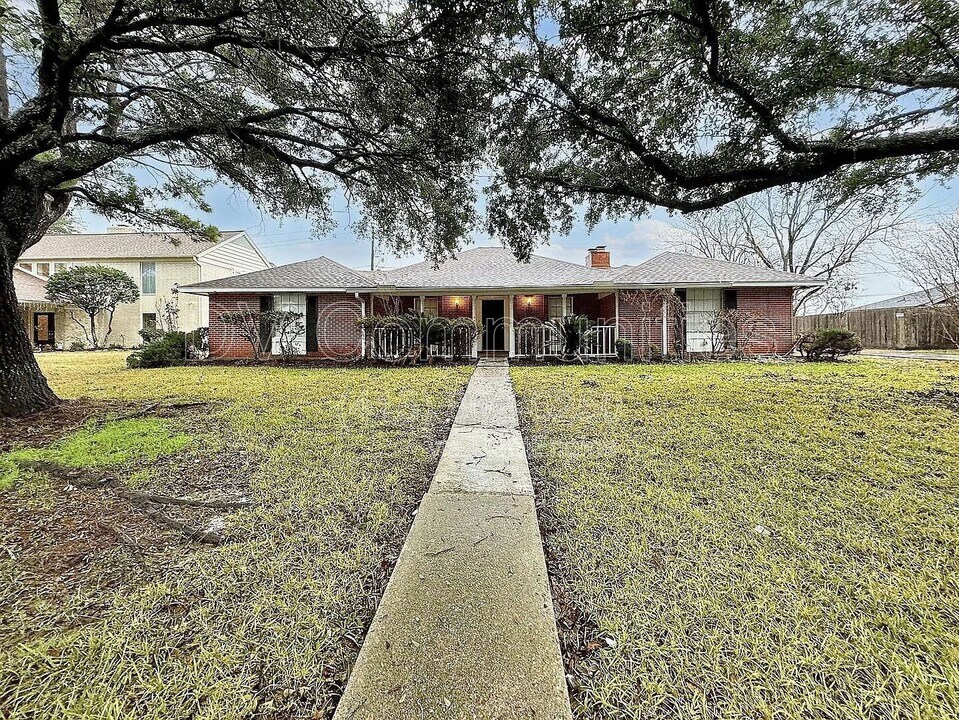 4807 Country Club View in Baytown, TX - Building Photo