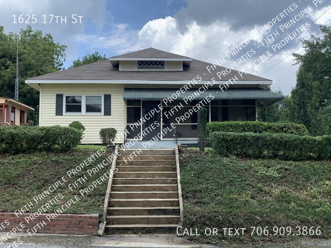 property at 1625 17th St