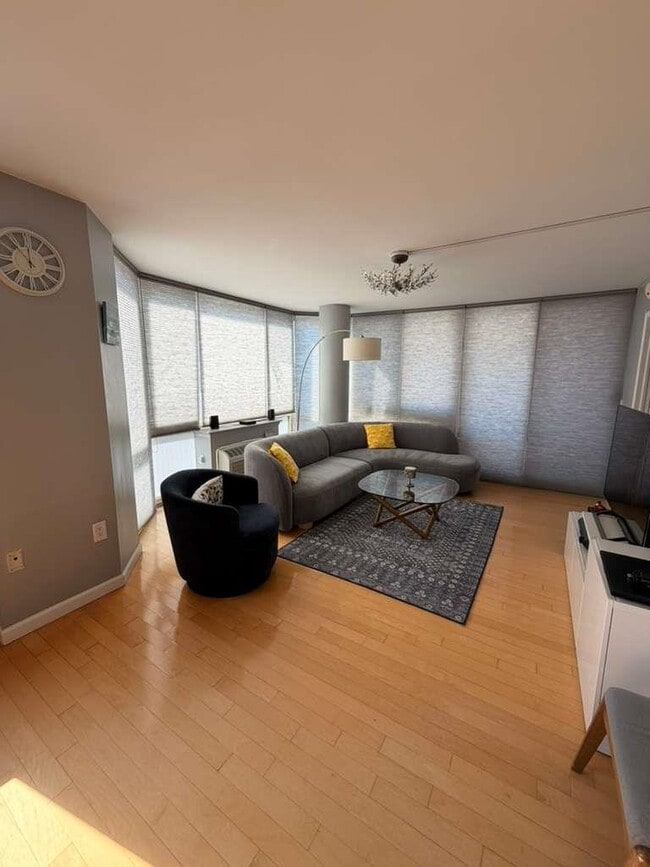 20 2nd St in Jersey City, NJ - Foto de edificio - Building Photo