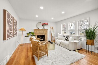 709 SW 7 St in Lee's Summit, MO - Building Photo - Building Photo