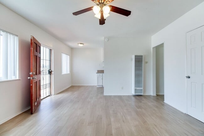 224 Arena St in El Segundo, CA - Building Photo - Building Photo
