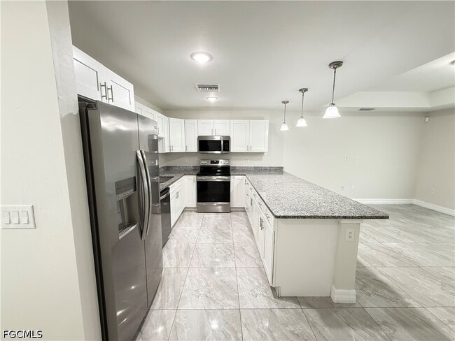 356 Bell Blvd in Lehigh Acres, FL - Building Photo - Building Photo