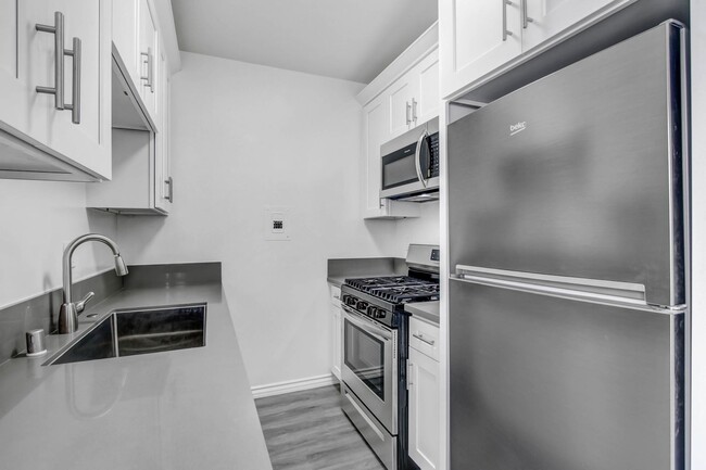 property at 1010 Pico Blvd