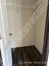 213 Dean Dr in New Kensington, PA - Building Photo - Building Photo