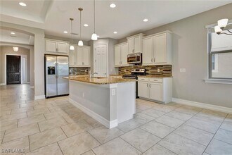 16321 Aberdeen Wy in Naples, FL - Building Photo - Building Photo