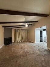 7831 Hampton Ln in Citrus Heights, CA - Building Photo - Building Photo