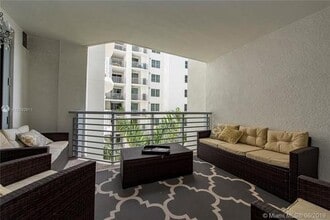 1830 Radius Dr in Hollywood, FL - Foto de edificio - Building Photo