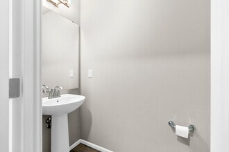 7835 23rd Ln SE in Lacey, WA - Building Photo - Building Photo
