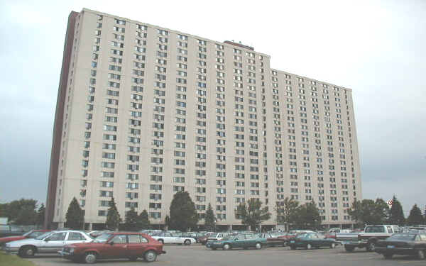 Skyline Tower in St. Paul, MN - Building Photo - Building Photo