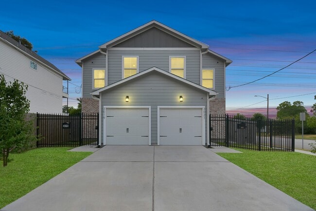 property at 3019 Elysian St