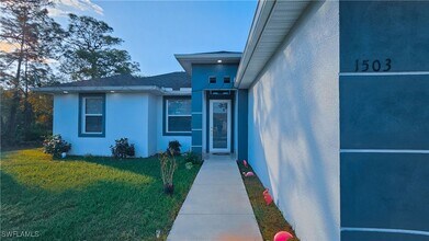 1503 W 17th St in Lehigh Acres, FL - Building Photo - Building Photo