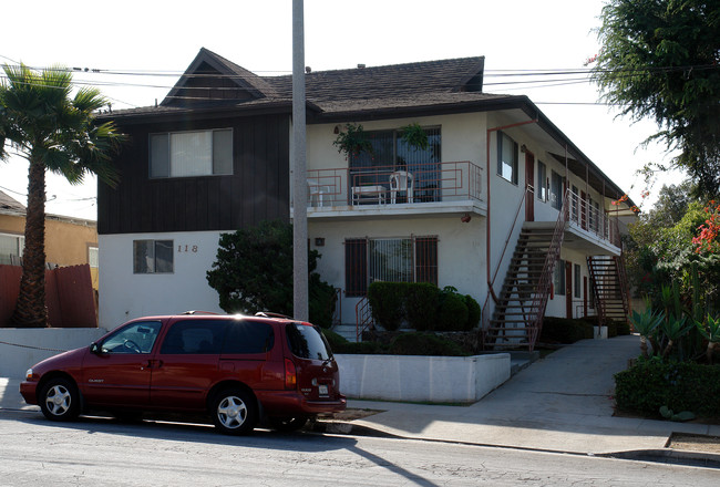 118 E Ivy Ave in Inglewood, CA - Building Photo - Building Photo