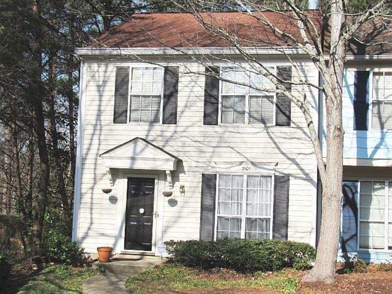 3101 Queen Anne Ct in Atlanta, GA - Building Photo