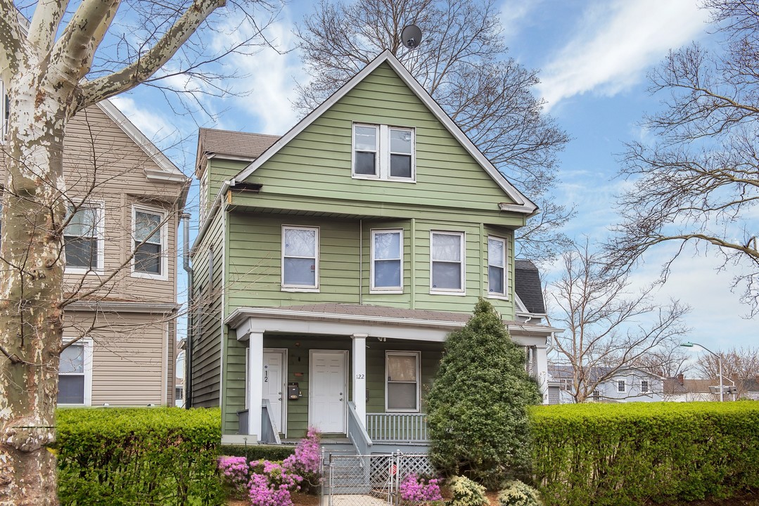 Six Unit Package in East Orange in East Orange, NJ - Building Photo