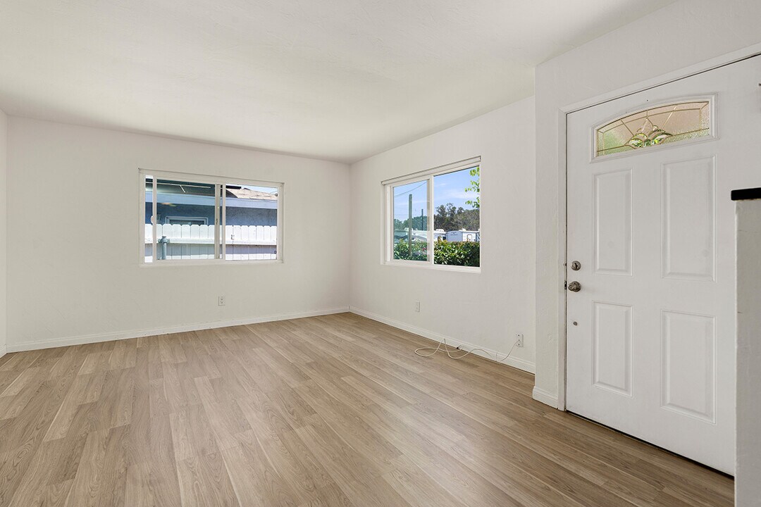 1354 Knoxville St in San Diego, CA - Building Photo