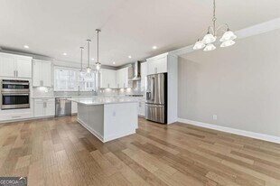 1337 Rosen Rd in Brookhaven, GA - Building Photo