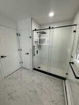 2054 Grove St in Baldwin, NY - Building Photo