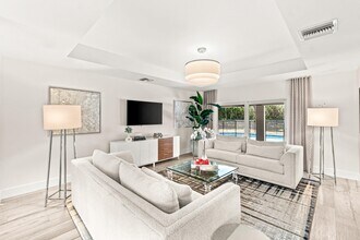 2367 Queen Palm Rd in Boca Raton, FL - Building Photo - Building Photo