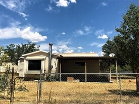 3276 Mid Way Rd in Casper, WY - Building Photo