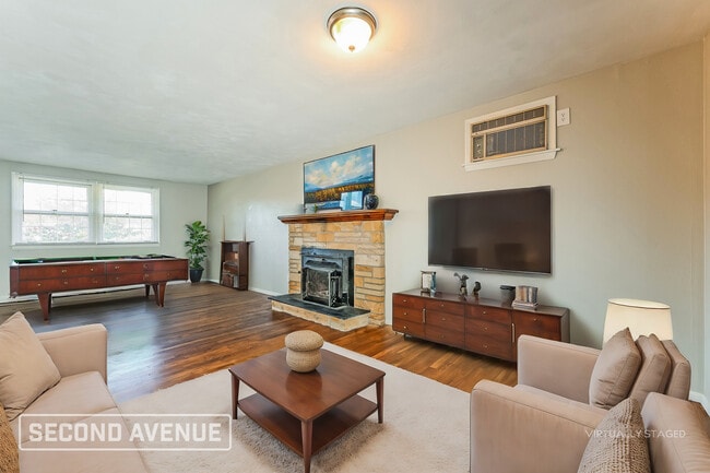 321 Cypress Hill Dr in Pittsburgh, PA - Building Photo - Building Photo