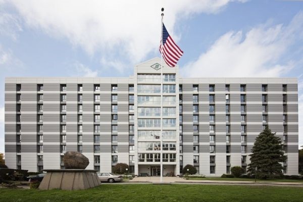 Bishop Co-op in Wyandotte, MI - Foto de edificio