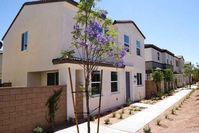 41515 Stanford Rd in Palm Desert, CA - Building Photo - Building Photo