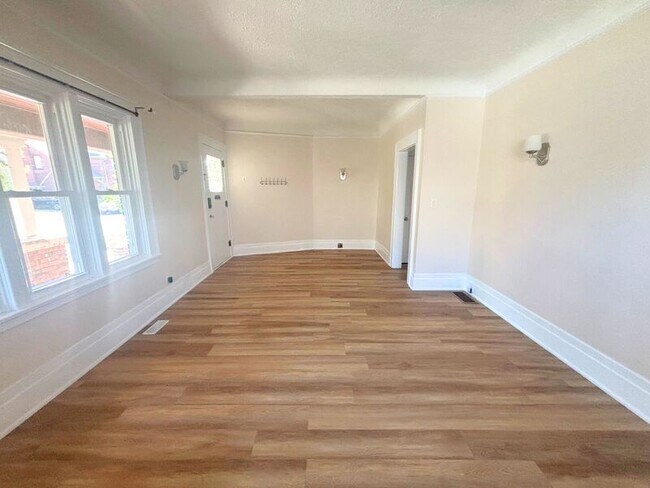 47 Superior St in Brantford, ON - Building Photo - Building Photo