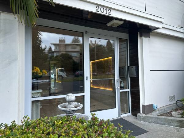 2012 Thorndyke Ave W in Seattle, WA - Building Photo