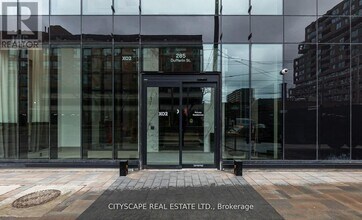 285 Dufferin St in Toronto, ON - Building Photo - Building Photo