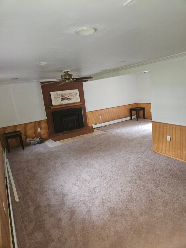 property at 14291 Fontana Ct