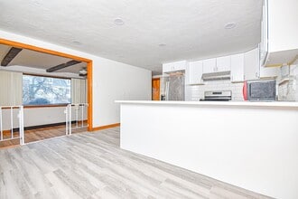 43 Miller Ave in Brockton, MA - Building Photo - Building Photo