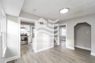 5840 Park Ave in Kansas City, MO - Building Photo - Building Photo