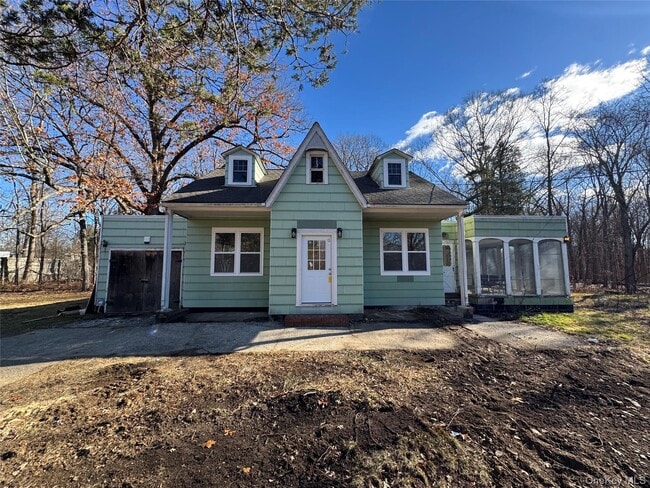 property at 68 Chapel Rd