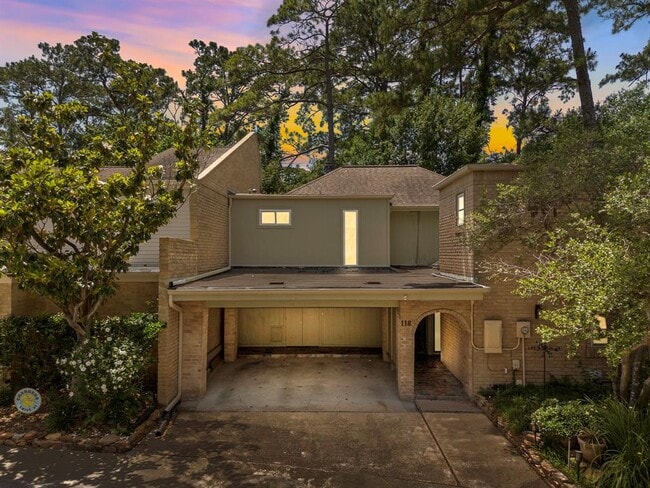 201 Vanderpool Ln