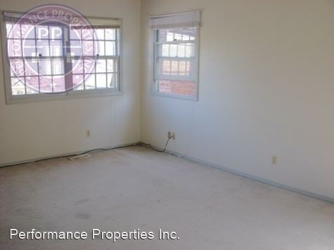 1625 NW 25th Ave-Unit -1-3 in Portland, OR - Building Photo - Building Photo