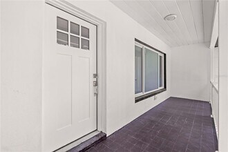 1369 Pine Brook Dr in Clearwater, FL - Building Photo - Building Photo
