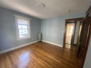 26 Verdun St, Unit 2 in Boston, MA - Building Photo - Building Photo