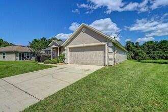 2436 Bonnie Lakes Dr in Green Cove Springs, FL - Building Photo - Building Photo