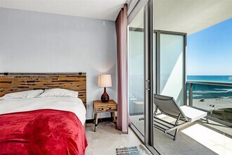 5875 Collins Ave, Unit 1704 in Miami Beach, FL - Building Photo - Building Photo