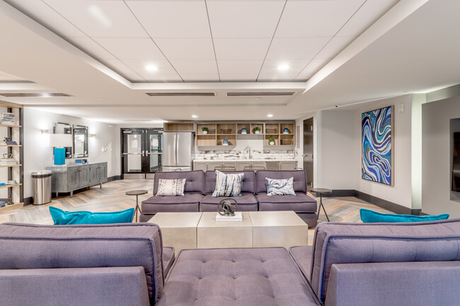 The Loree Grand at Union Place* in Washington, DC - Foto de edificio - Interior Photo