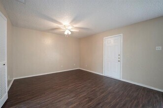 710 Pyramid Dr in Garland, TX - Building Photo - Building Photo