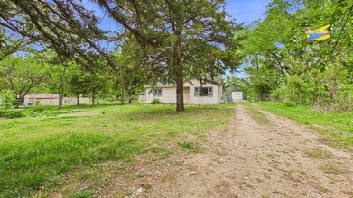 4704 SW 101st Terrace in Augusta, KS - Building Photo - Building Photo