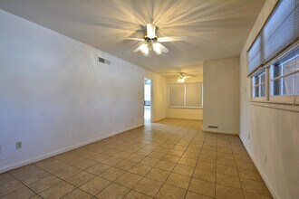 4819 44th St in Lubbock, TX - Building Photo - Building Photo