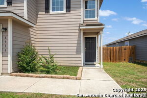 6516 Sabinal in San Antonio, TX - Building Photo - Building Photo