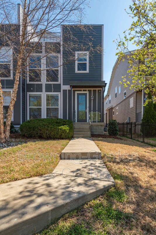 property at 1426 15th Ave S